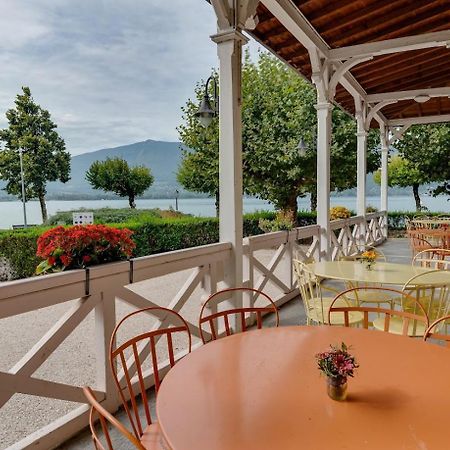 Отель Le Pavillon Des Fleurs Мантон-Сен-Бернар Экстерьер фото